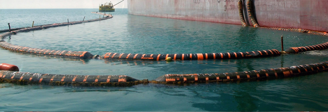 Many floating dredging hoses are connected on the seawater.